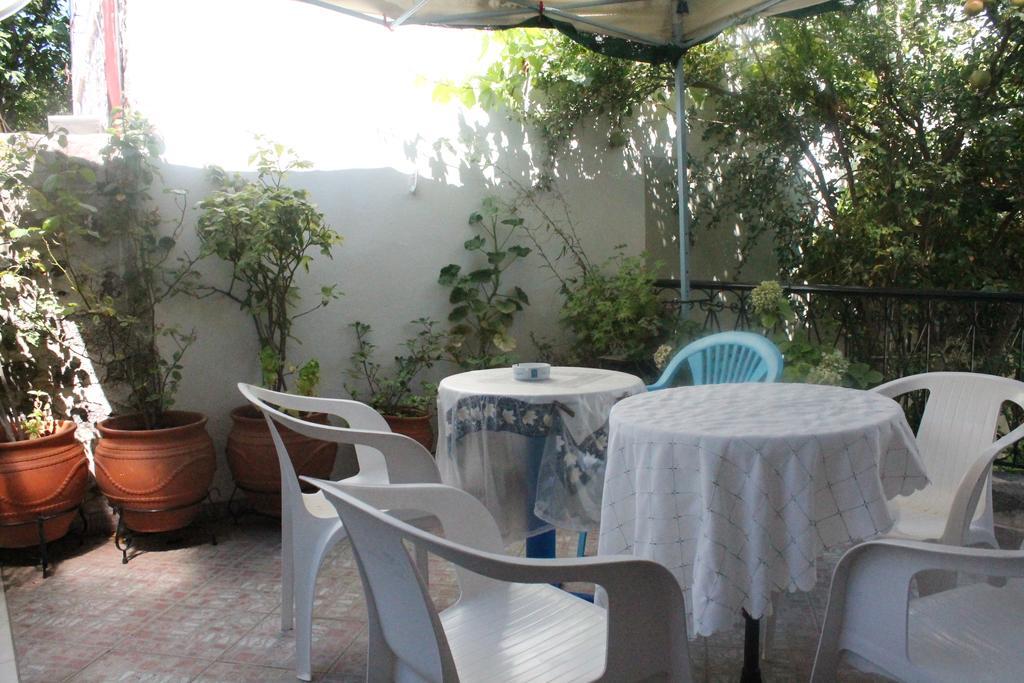 Μαχη Ενοικιαζόμενα Δωμάτια Mythimna Exterior foto