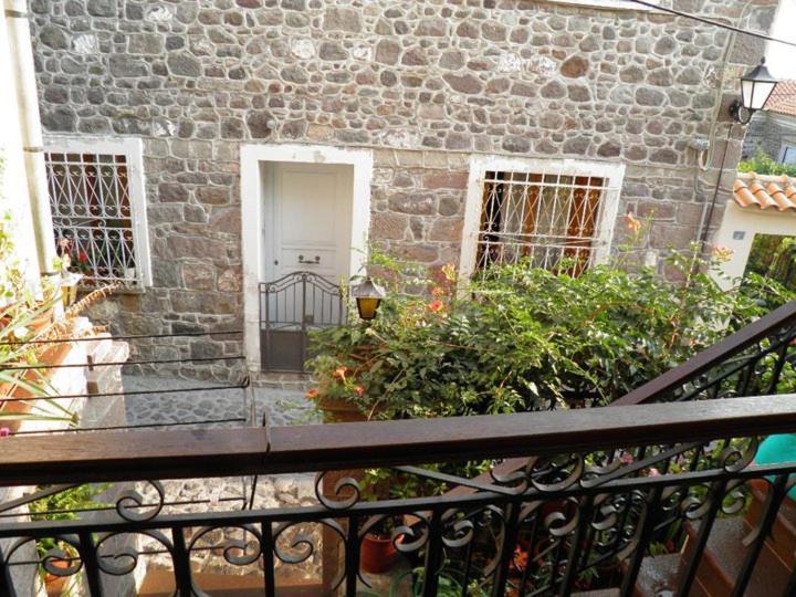 Μαχη Ενοικιαζόμενα Δωμάτια Mythimna Exterior foto